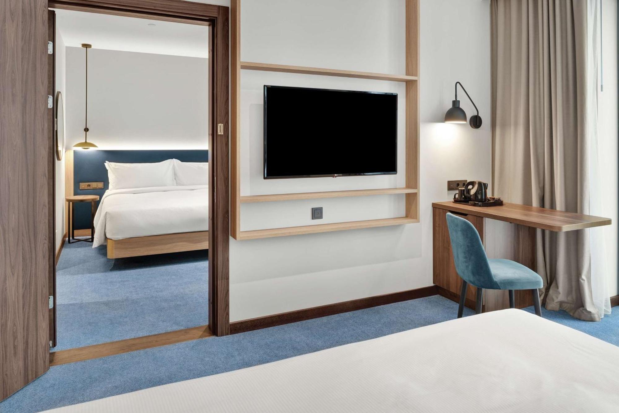 Hilton Garden Inn Riga Old Town Ngoại thất bức ảnh